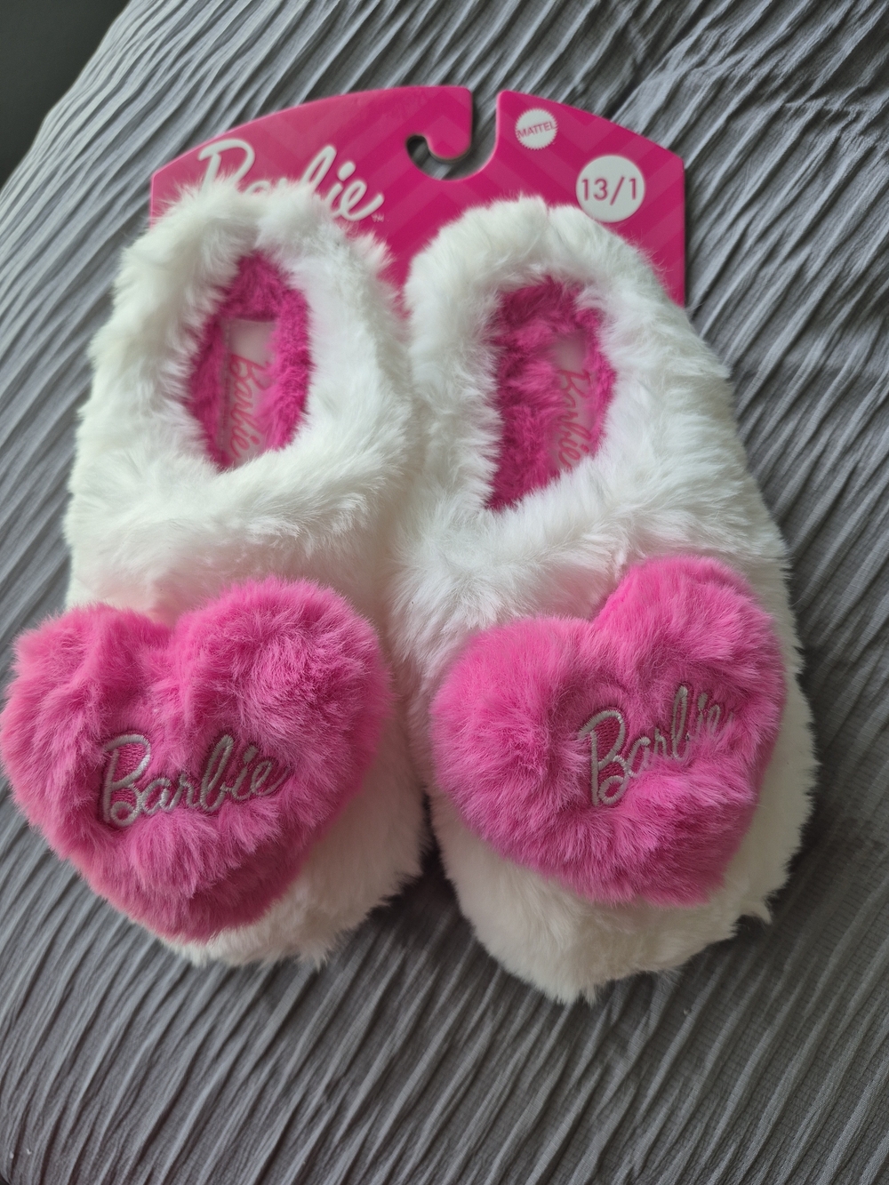 Barbie Kids White & Pink Plush Heart Slippers Size 13/1